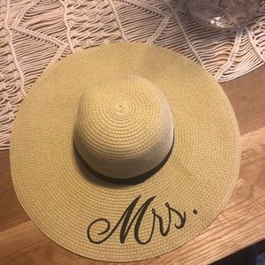 Francesca’s ‘Mrs’ hat